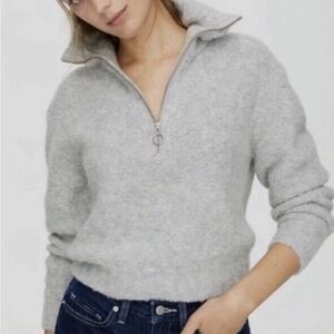 Aritzia Wilfred Free Gwyneth Grey Quarter Zip Sweater S
